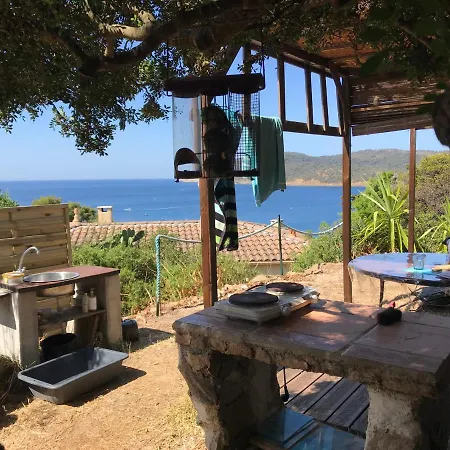 Rc D'un Cabanon Ecologique Naturiste * Ile du Levant